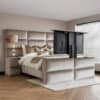 Boxspring Tiberius met TV Lift en luxe gestoffeerd design in moderne slaapkamer