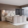 Boxspring Octavius met TV Lift en strak luxe design in moderne slaapkamer